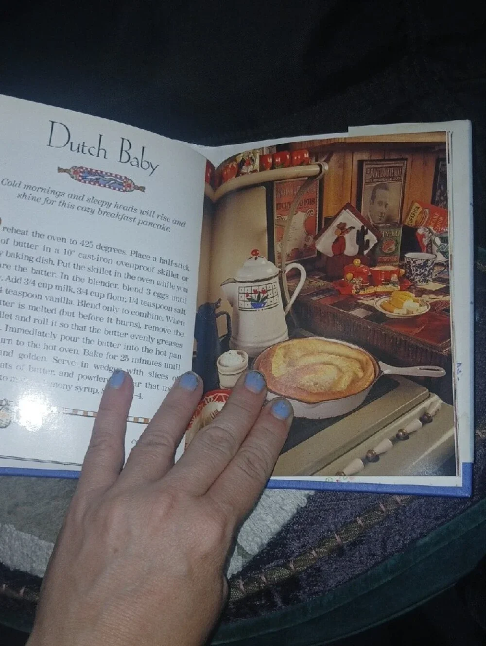 Mary Engelbreit Winter 1996 Book Of Homemade Crafts Designed By Charlotte Lyons